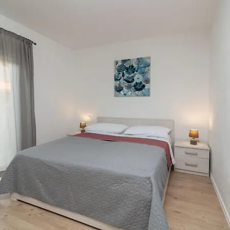 Apartment Grga *